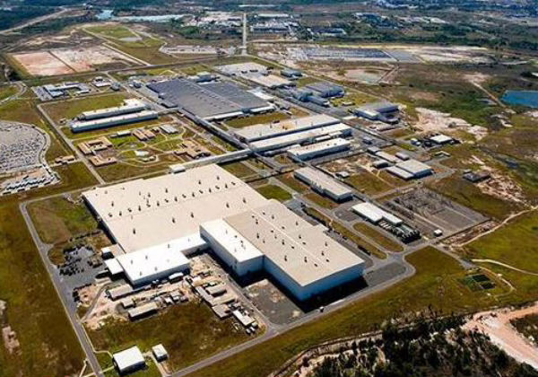 Perdas acumuladas, pandemia e dólar alto motivaram fechamento da Ford, segundo a empresa