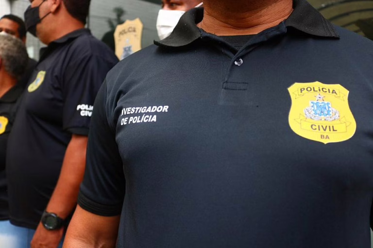 Integrantes de grupo especializado em roubos de cargas são presos na Bahia