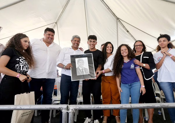 Estado entrega a Euclides da Cunha nova sede do Cetep Sertão Forte