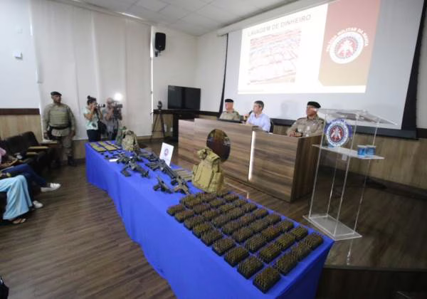 Fuzis, pistolas, coletes e 3 mil munições são localizados em tentativa de fuga de presídio