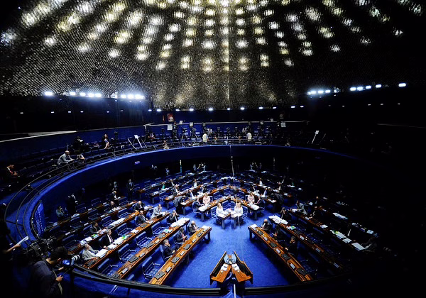 Comissão do Senado aprova proibição da contribuição sindical obrigatória