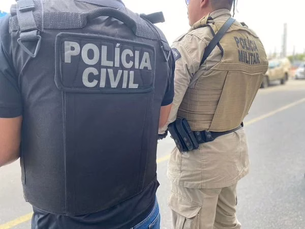Homem é morto a tiros com filho de sete anos nos braços em Feira de Santana