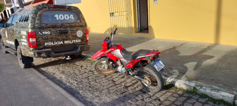 Motocicleta roubada no município de Esplanada é recuperada pela CIPE em Acajutiba