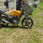 Acidente entre duas motocicletas deixa um morto e um ferido na BA-233, em Aporá